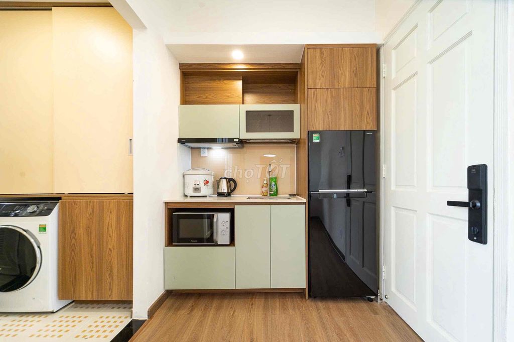 Room one full bedroom, Trần Hưng Đạo free balcony, District 5