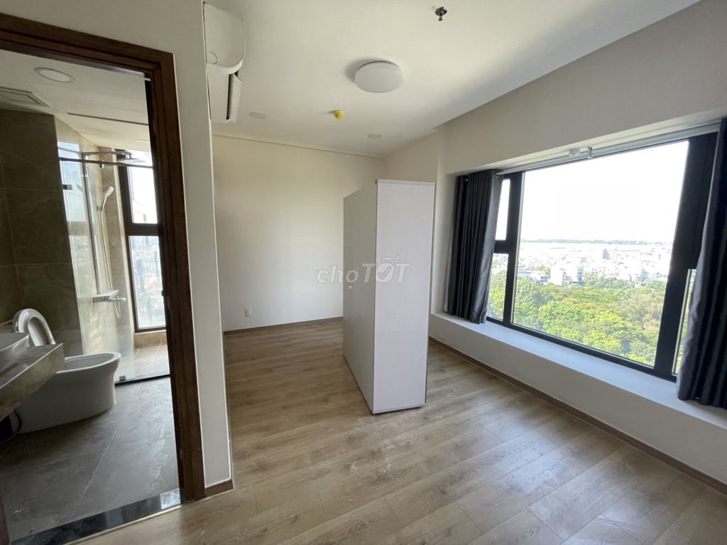 2-2 bedrooms. Basic interior. Park Legend apartment from 16 million.