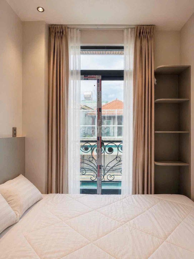 Tell Zhang the new service house is 100%, even the House, the City Market, 50 M2