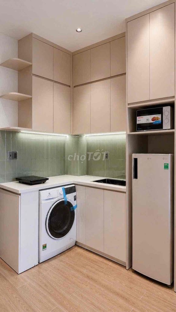 Tell Zhang the new service house is 100%, even the House, the City Market, 50 M2
