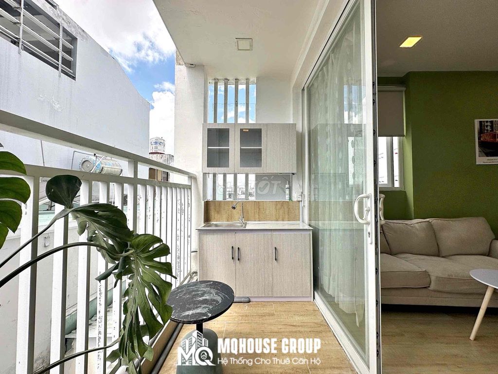 studio service apartment 1 .a. p.u. balcony full interior, tone pastel