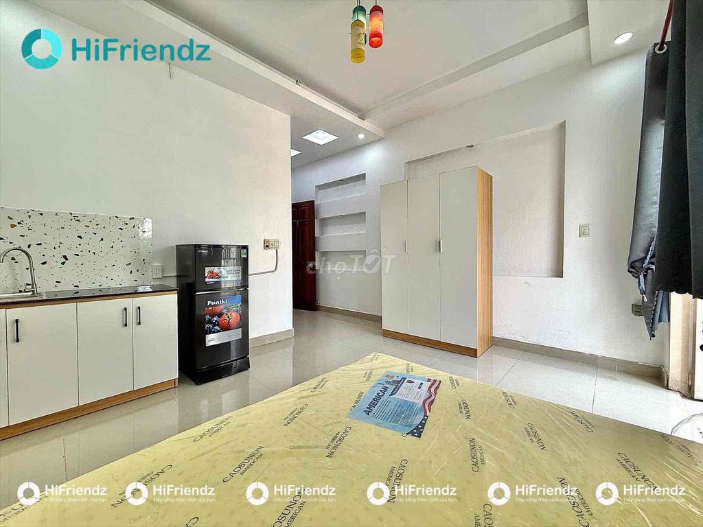 Rent a balcony studio near vlu-iuh-a-knit-tried.