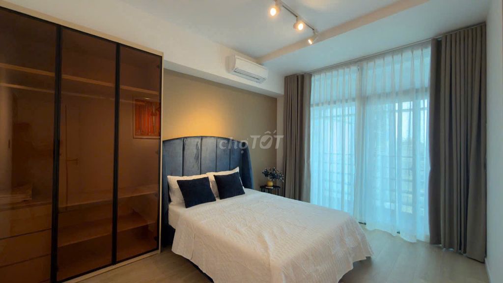 Rent Carillon Apartment 2 bedrooms, 2 toilets, 87 m 13 million a month.