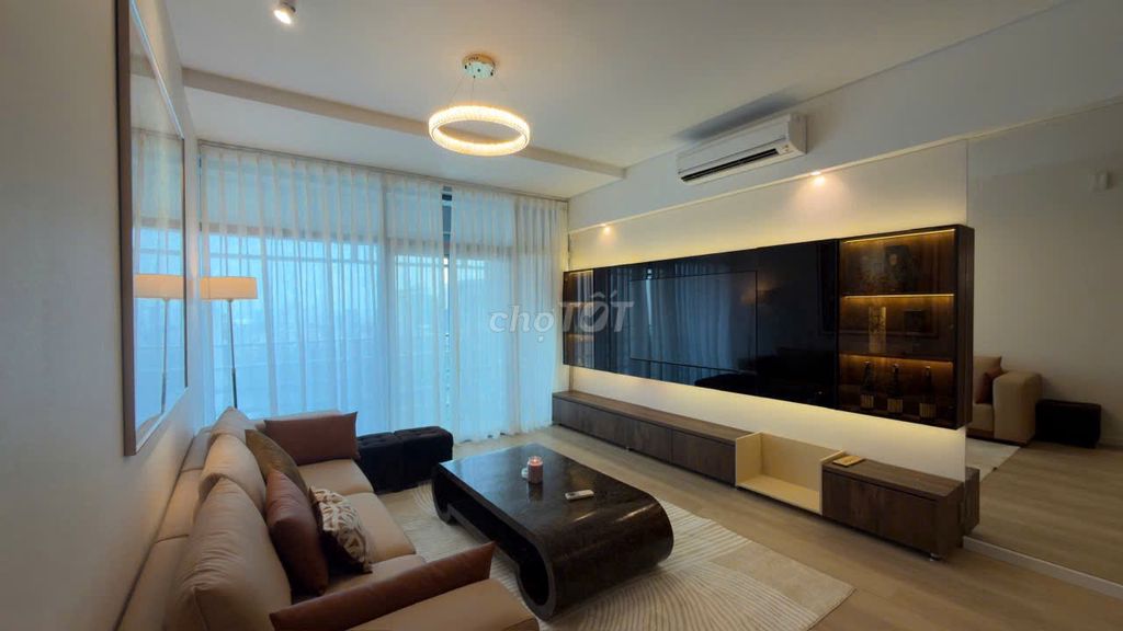 Rent Carillon Apartment 2 bedrooms, 2 toilets, 87 m 13 million a month.