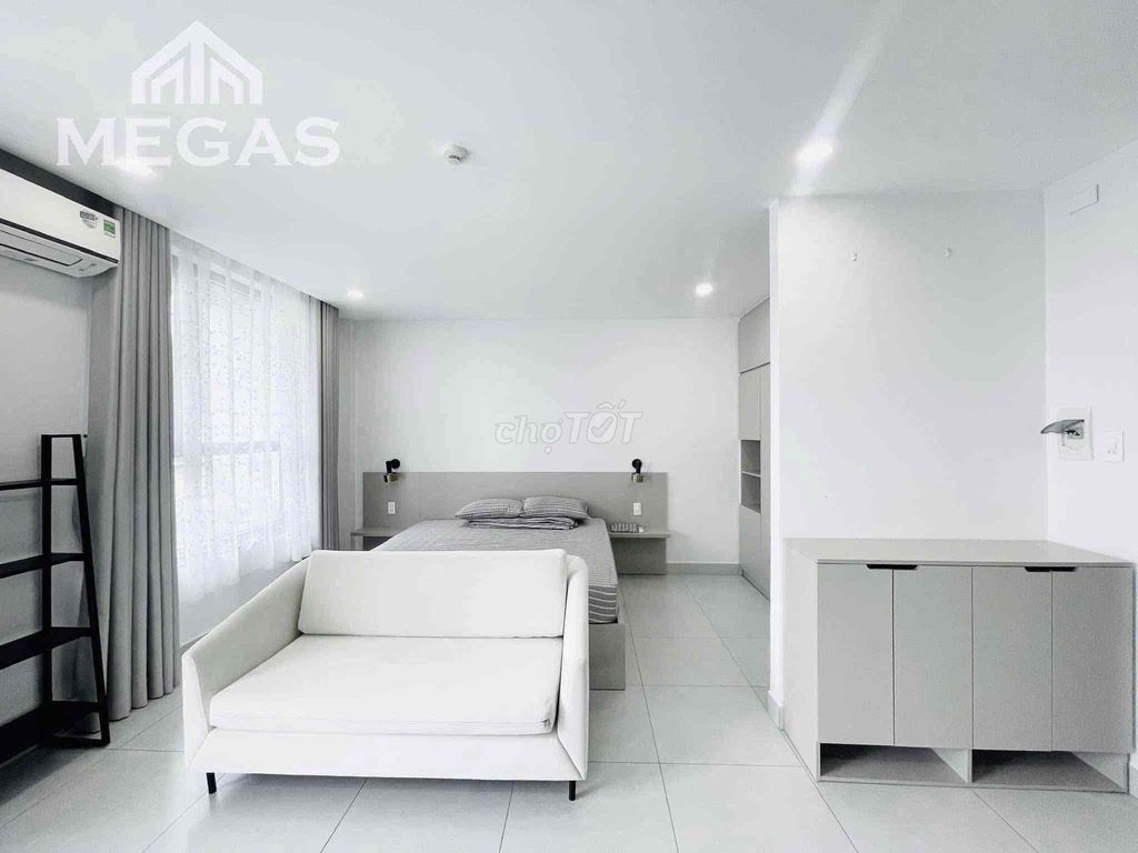 New 60 percent comfortable apartment at the precinct in Central One.