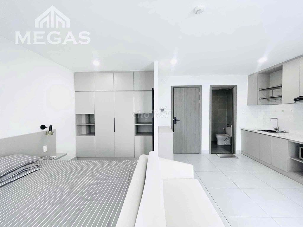 New 60 percent comfortable apartment at the precinct in Central One.