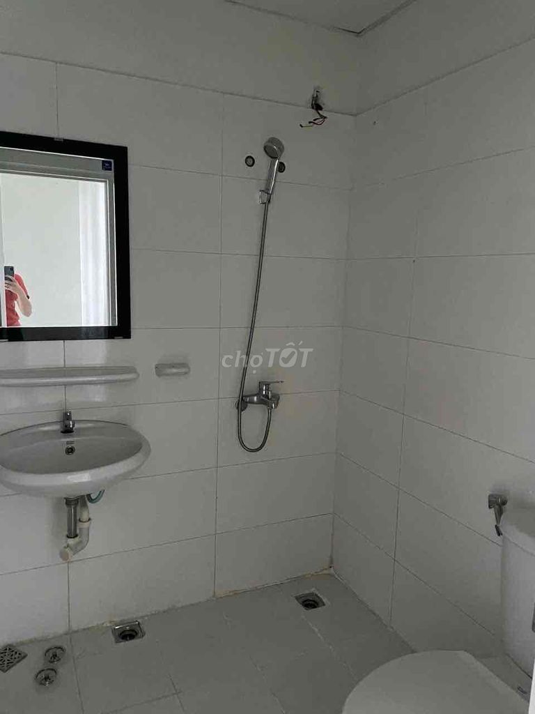 Three bedrooms. Two toilets ready for the Topaz Home 7 million.