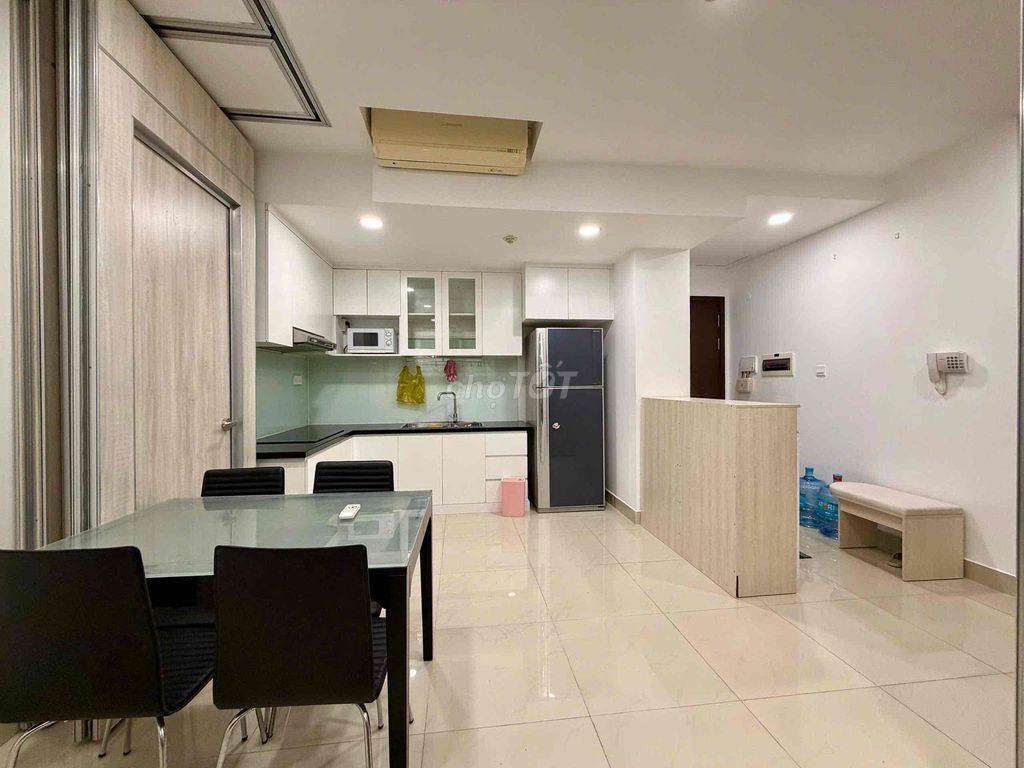 Renting Sunrise CityView District 7h: