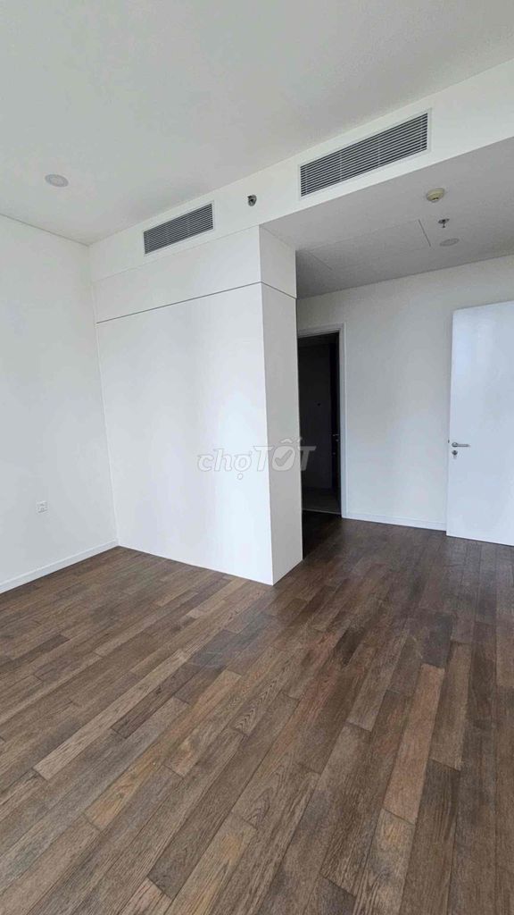 Rent two bedrooms The Berkley Thảo Điền