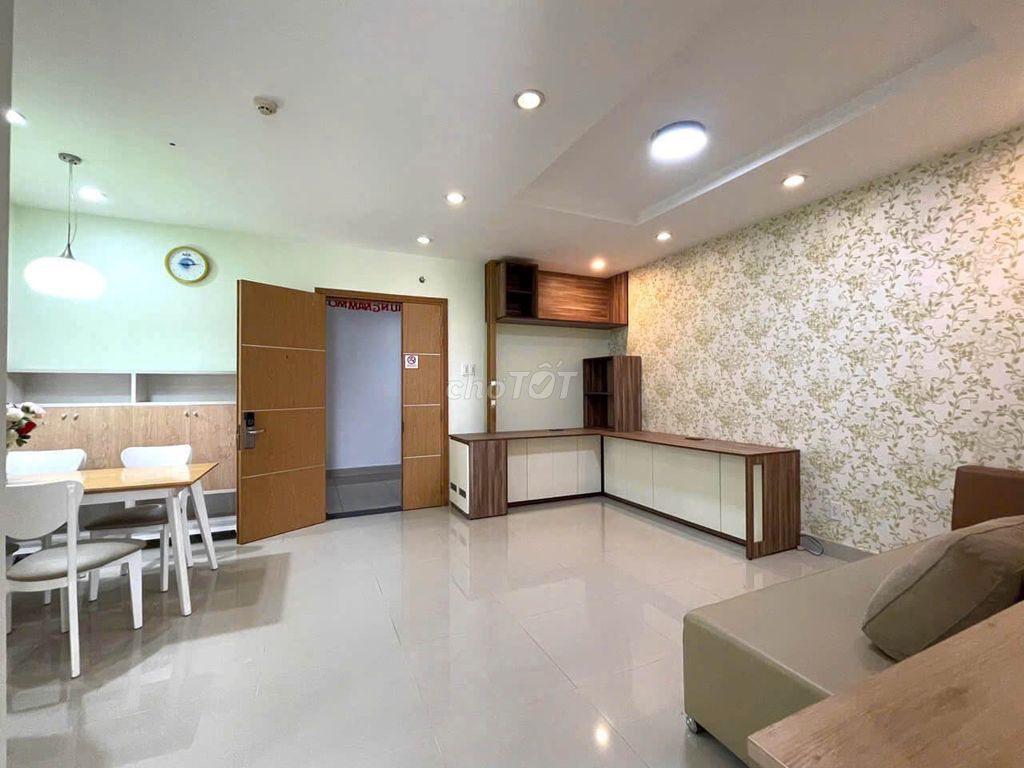 Rent the apartment of Him laochelle ll you two bedrooms. 2 toilets.