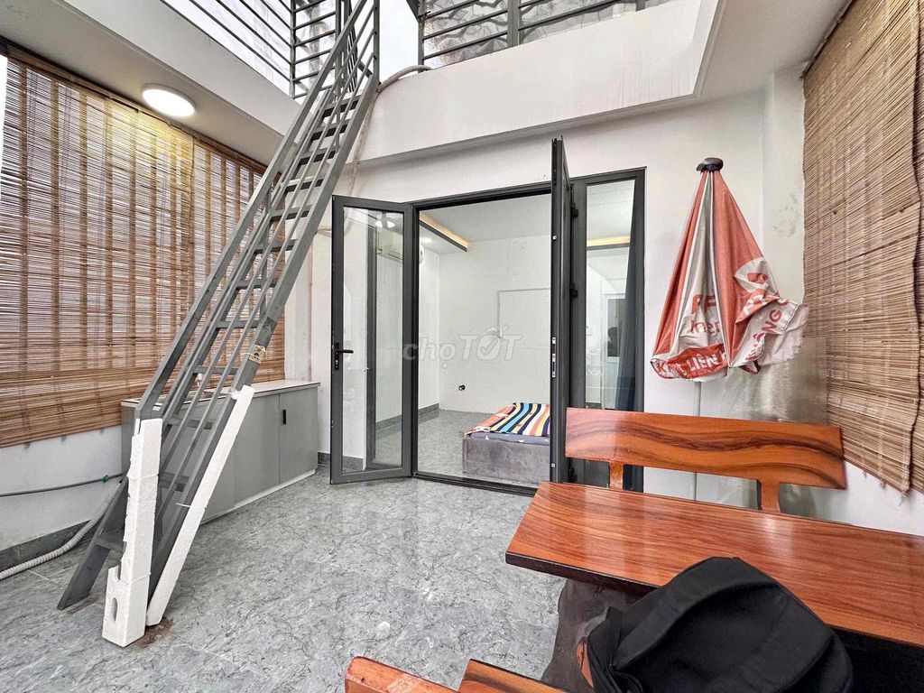The master balconies kitchen studio is right on Phạm Văn Chiêu.