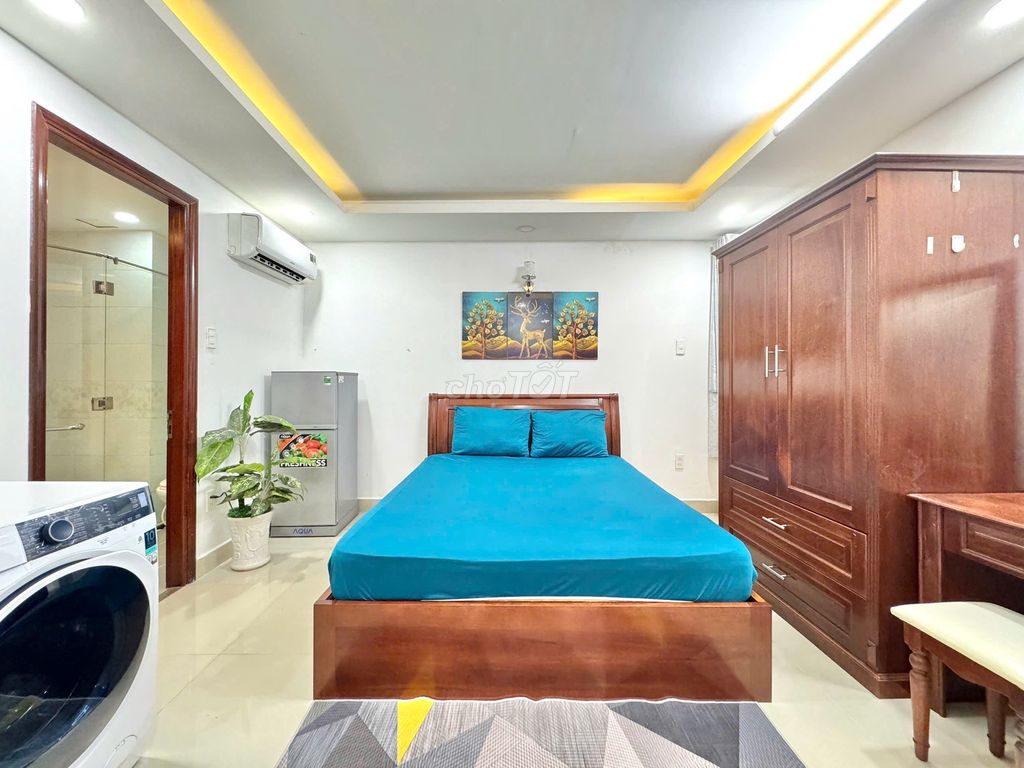 Level 30 m2 high-level furniture, right on the Hoàng Sa side near the personal plot.