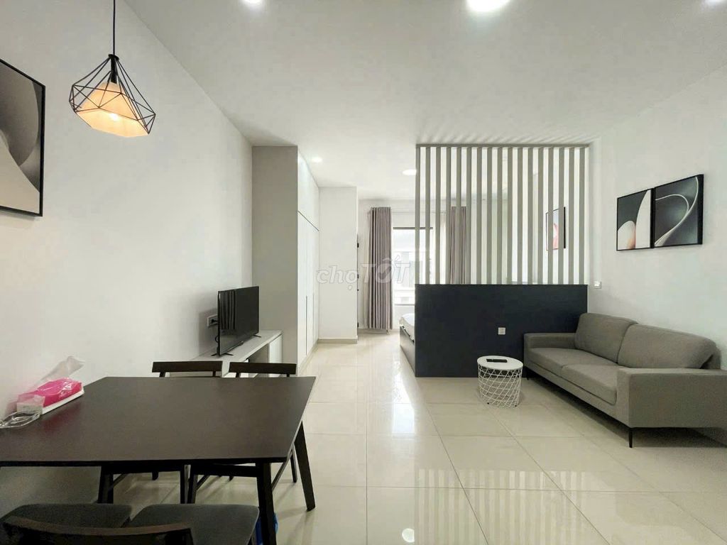 Sunrise City View rents an entire 11.5 million bedroom.