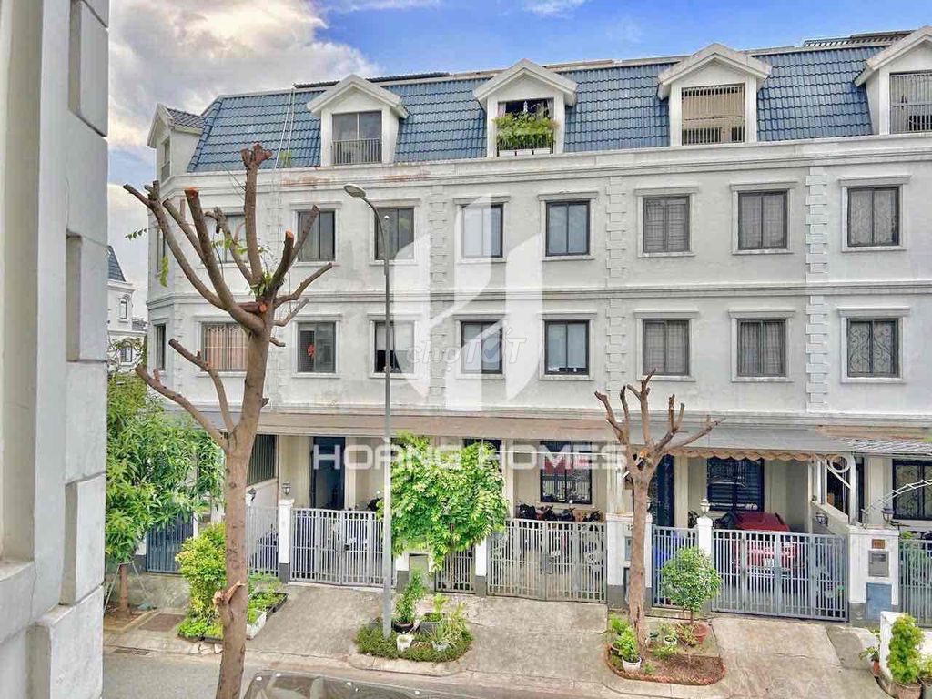 Rent apartment at Lakeview City, District 2.