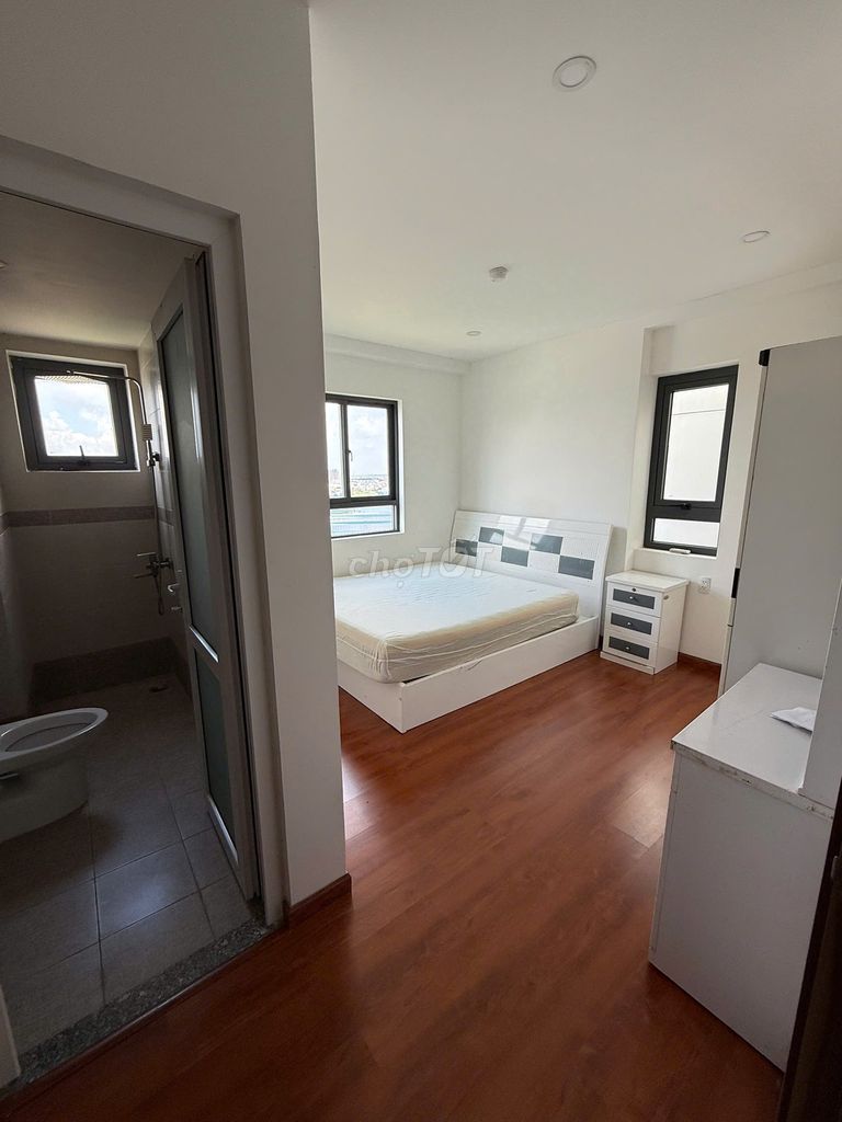Let's get a quick apartment. - Two bedrooms: At 8 million a.m. 3 bedrooms: Ten million.