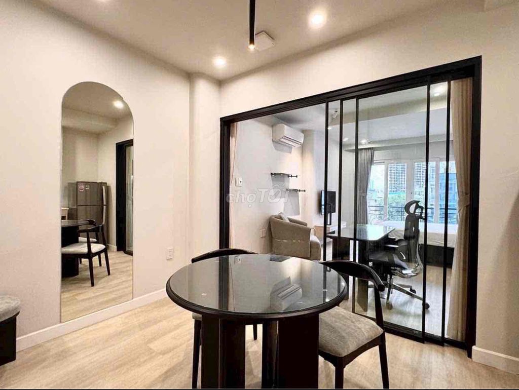 Rent a nice bandol apartment in the 10th district, free time for furniture.