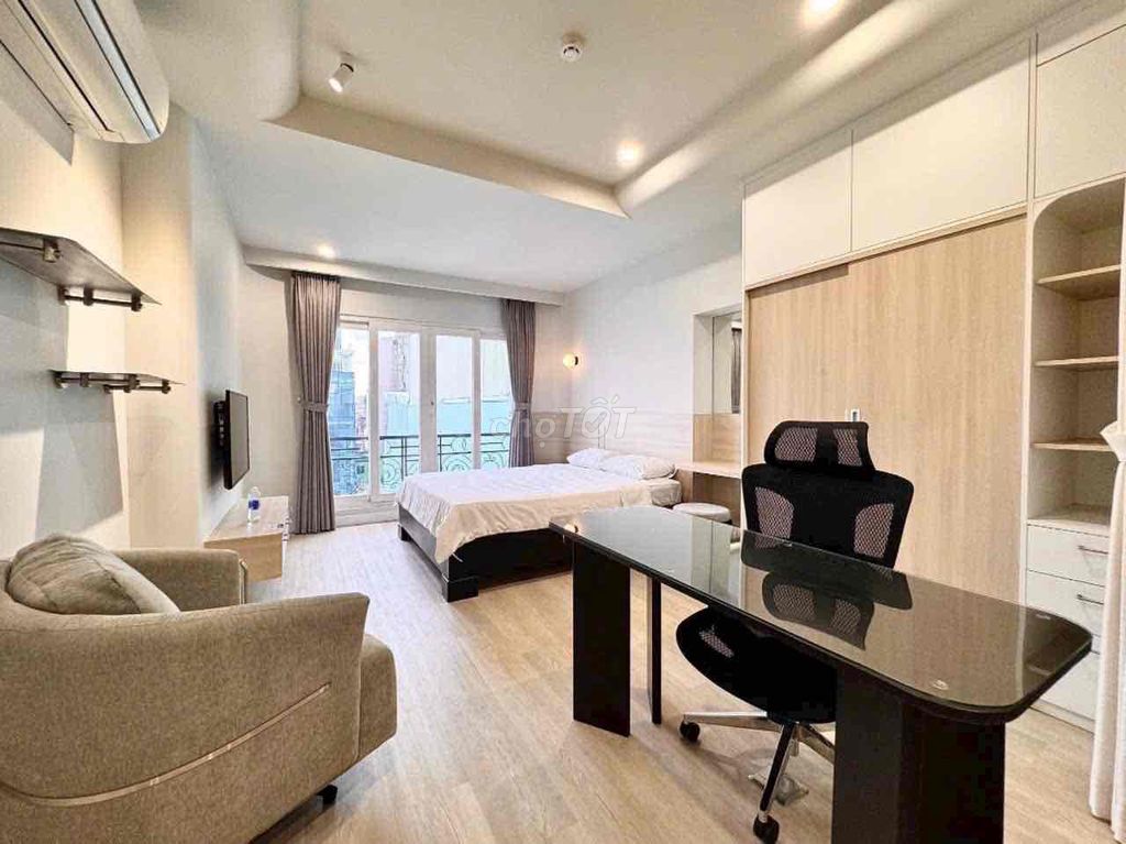 Rent a nice bandol apartment in the 10th district, free time for furniture.