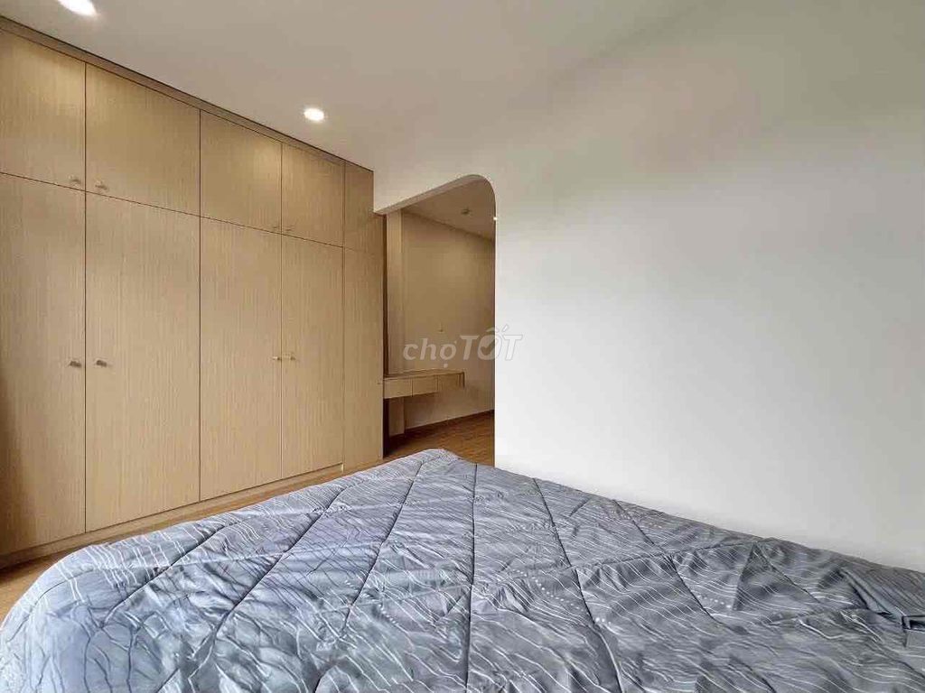 Nice room, full interior, balcony, aeon Tân Phú.