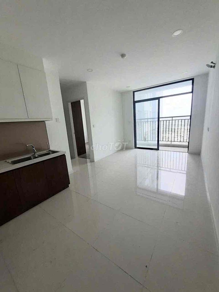 I rented a nice new Central Premium apartment.
