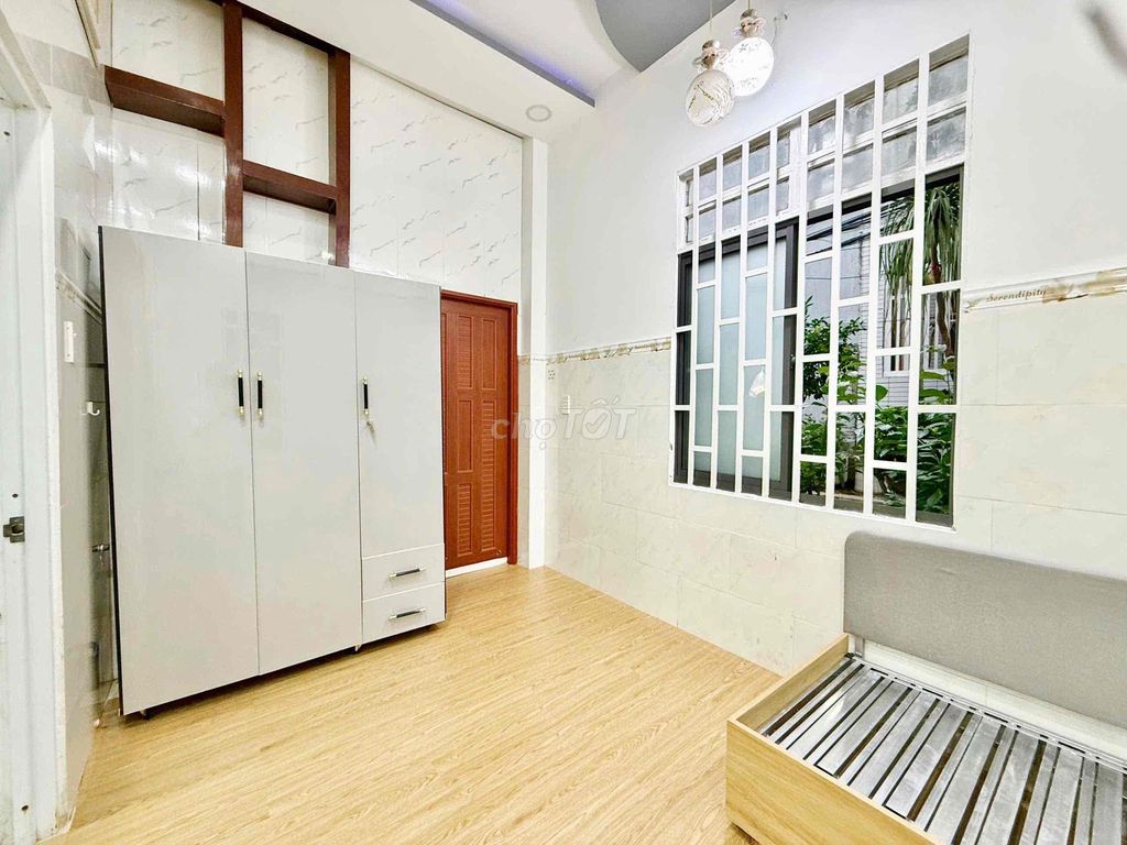 Rent apartment value: 5.5 million. Full interior.