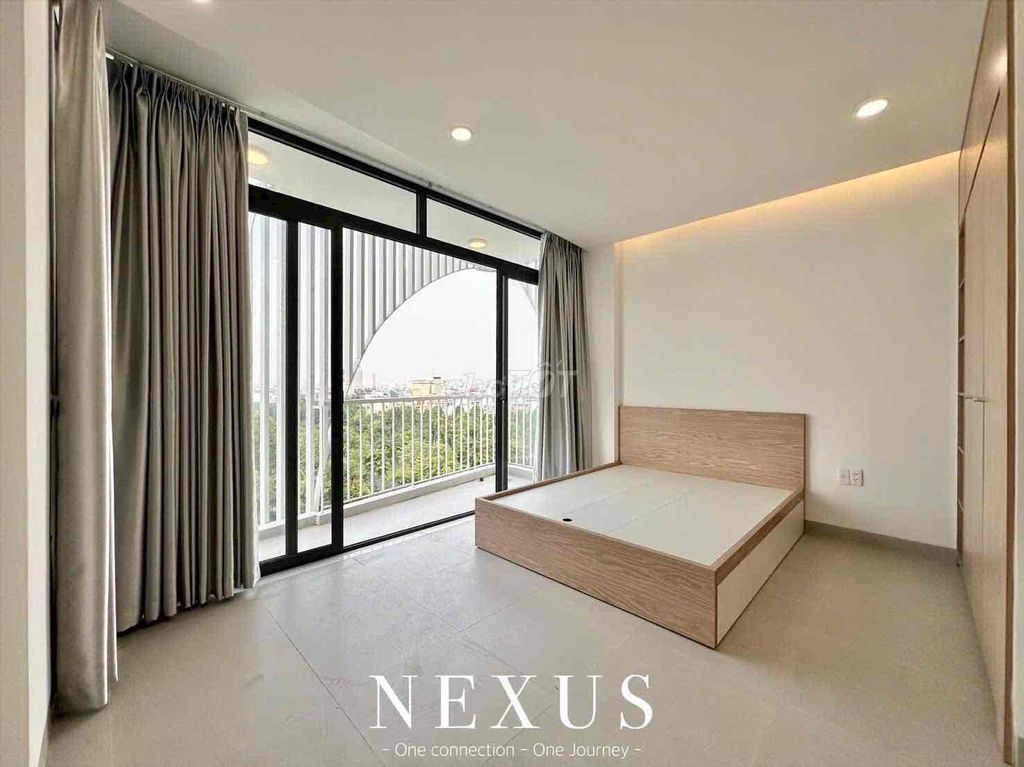The studio 35 square meters of super big balconies on the big cv line