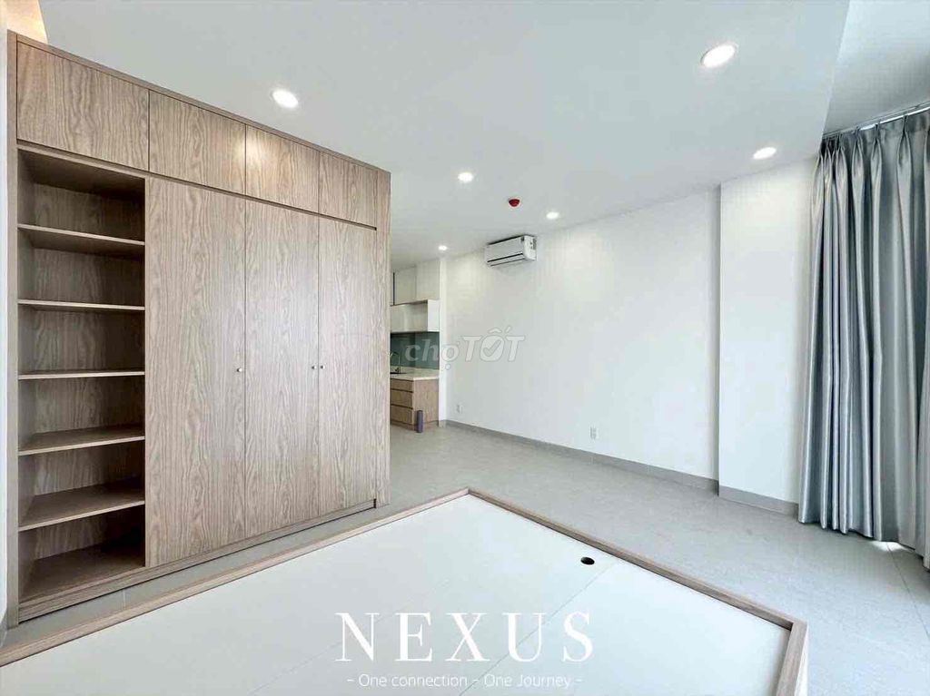 The studio 35 square meters of super big balconies on the big cv line