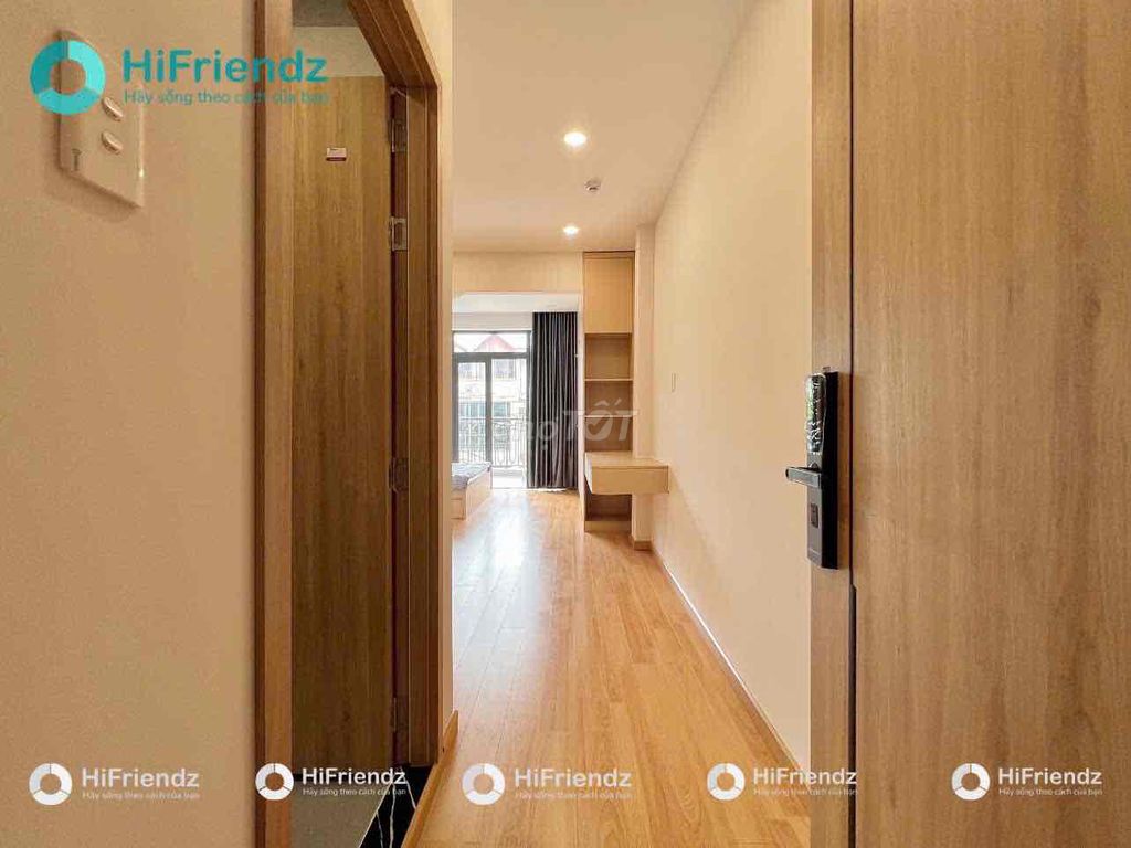 The balcony studio is a fancy separate bedroom in the center of District 2.