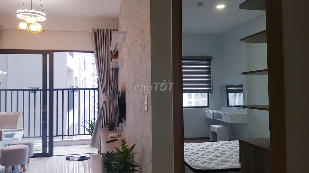 Get the house right now - 1 full bedroom - lovely host - Watch house 247