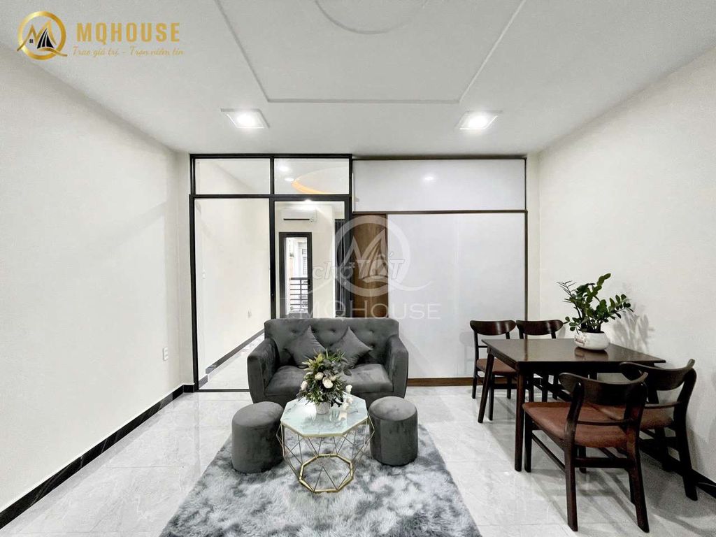 One bedroom. One balcony suite. The elevator at the seven o'clock.