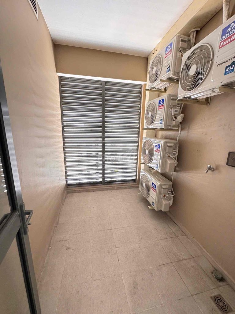 Rent Gold View three bedrooms. Two furniture toilets. 20 million a month.