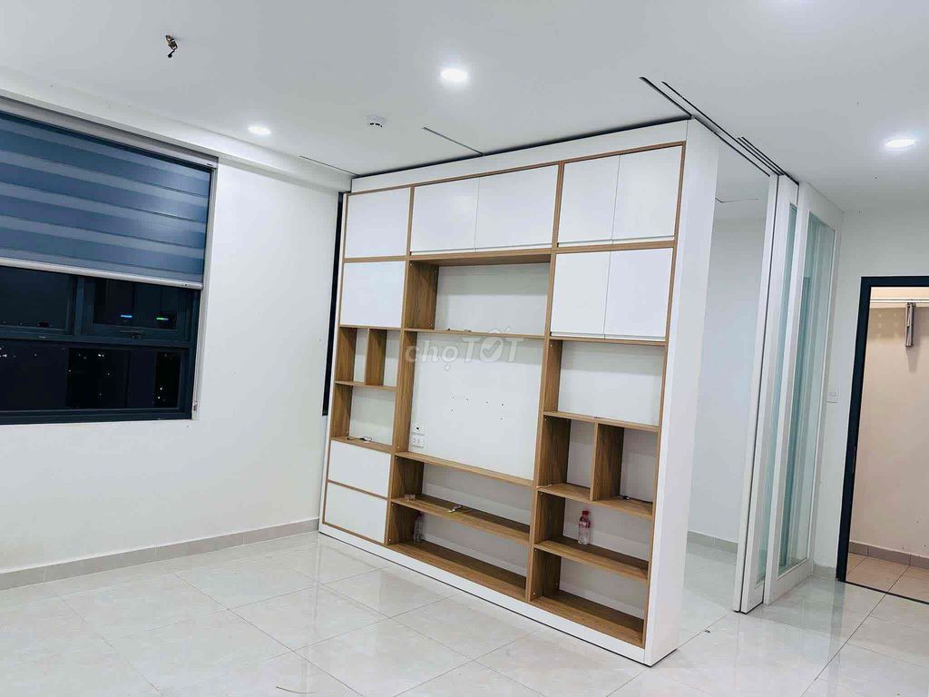 The rare stuff -- renting two bedrooms 5.5 million a month -- Satigon Intela -- right now.