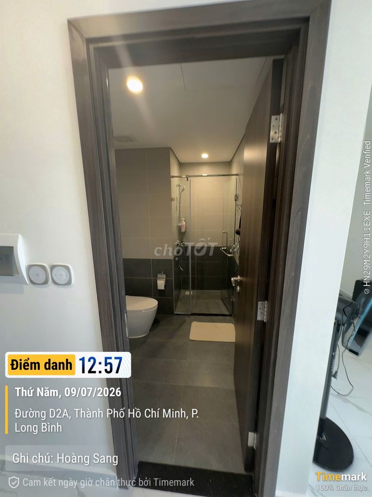 Rent The Opus One a bedroom plus 55 meters2, a view of Vinjeonders Park.