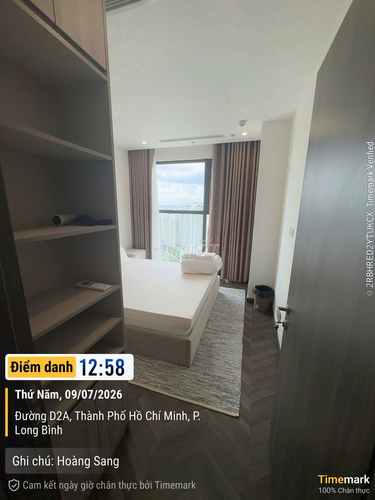 Rent The Opus One a bedroom plus 55 meters2, a view of Vinjeonders Park.