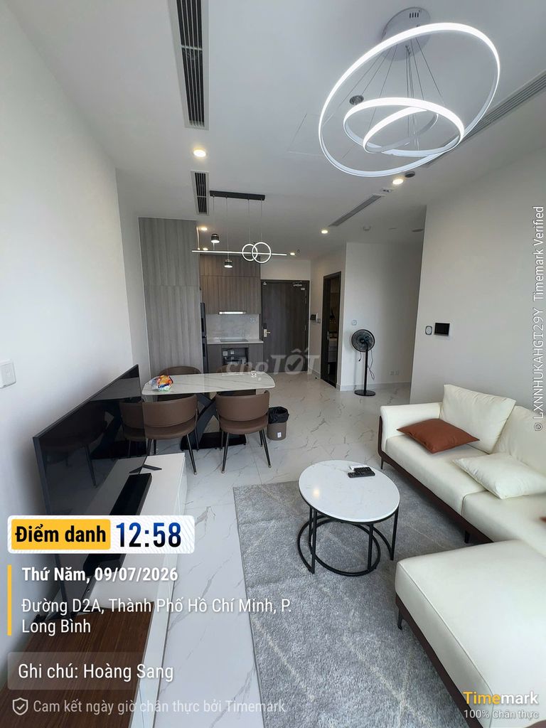Rent The Opus One a bedroom plus 55 meters2, a view of Vinjeonders Park.
