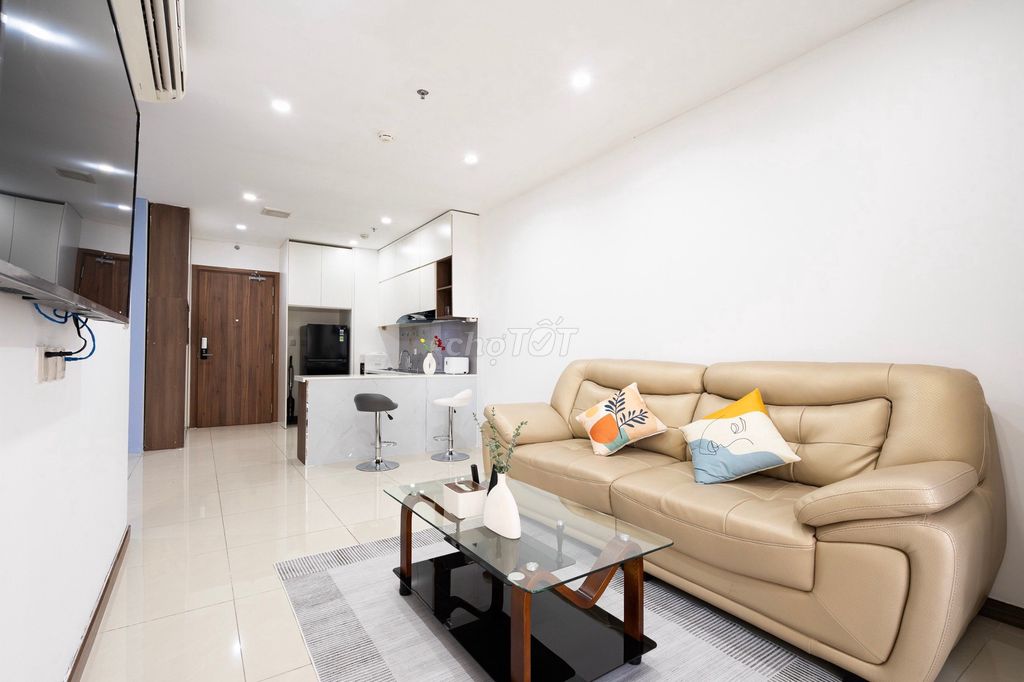 Rent the capital of centrosa one bedroom plus, full interior, beautiful view, 20 million floors high.