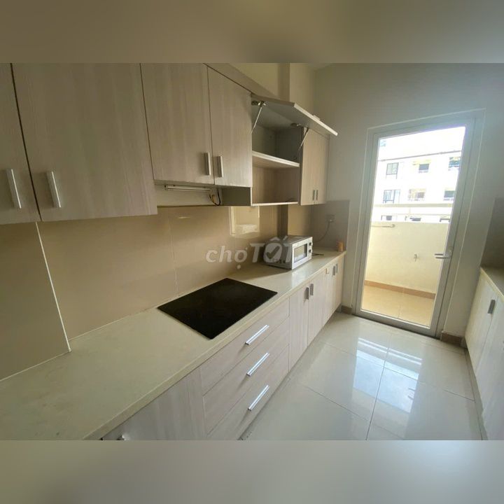To rent 80 meters. Just 9 million editions of Eratown. 7th District.