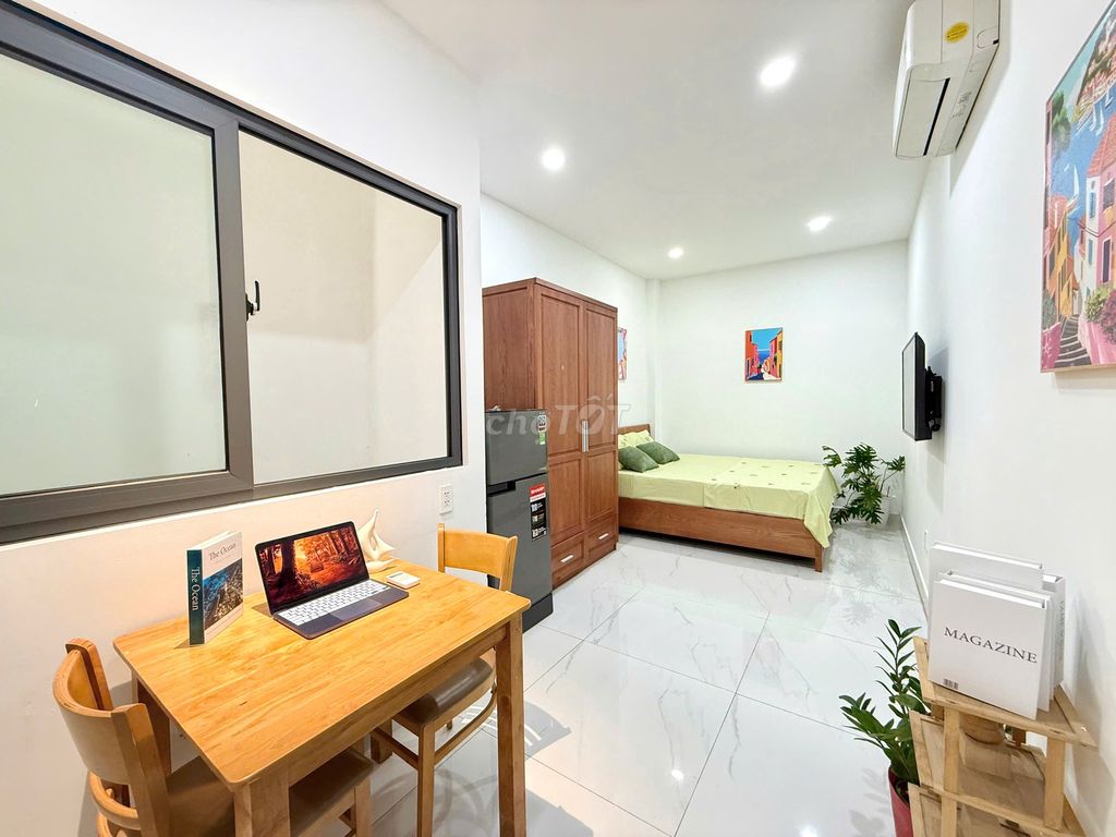 The perfect room is right near the most modern airport. Project 29 yen.