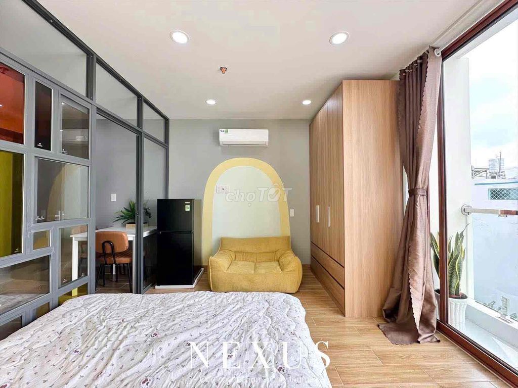 The 40 M2 senior studio is 100 percent out of Bàu Cát muscle.