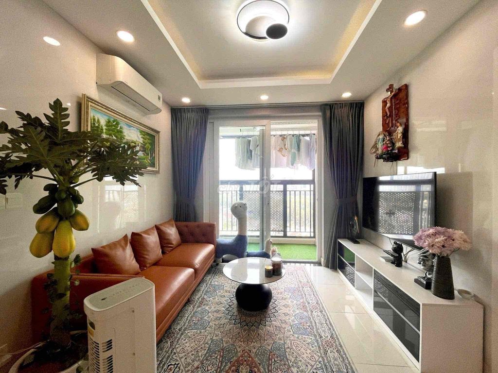 Rent Saigon Mia-- 2 bedrooms-- 13.5 million a month.