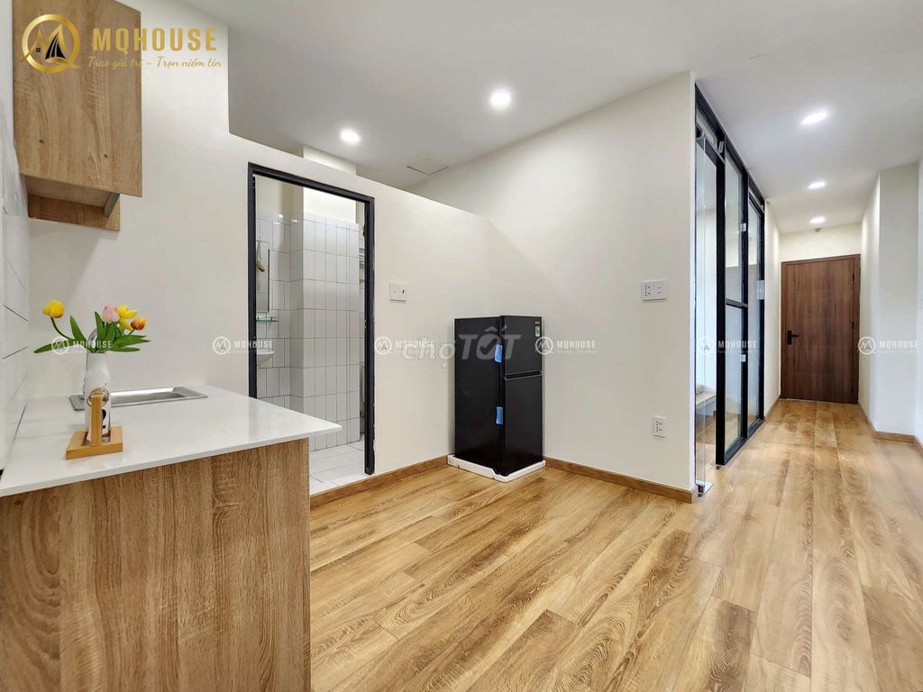 Two bedrooms, one full bathroom, one Trường Chinh.