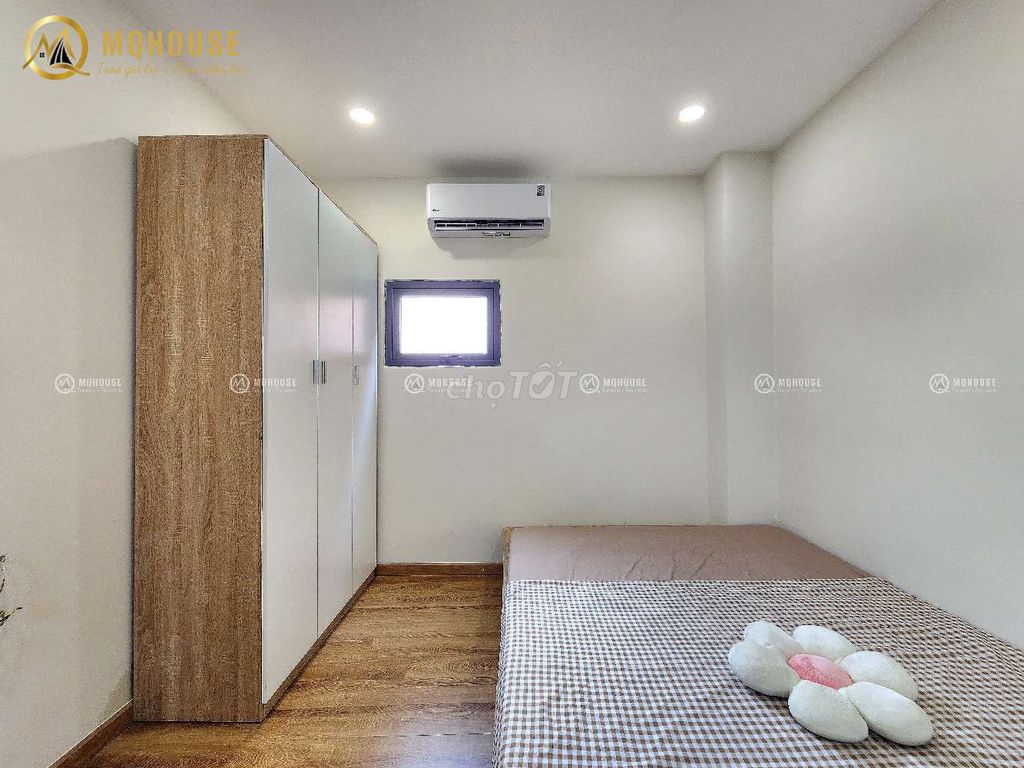 Two bedrooms, one full bathroom, one Trường Chinh.