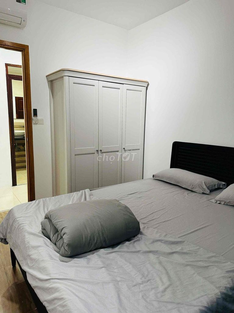 We'll have two bedrooms rented. 85 m. Vista Verde District 2.