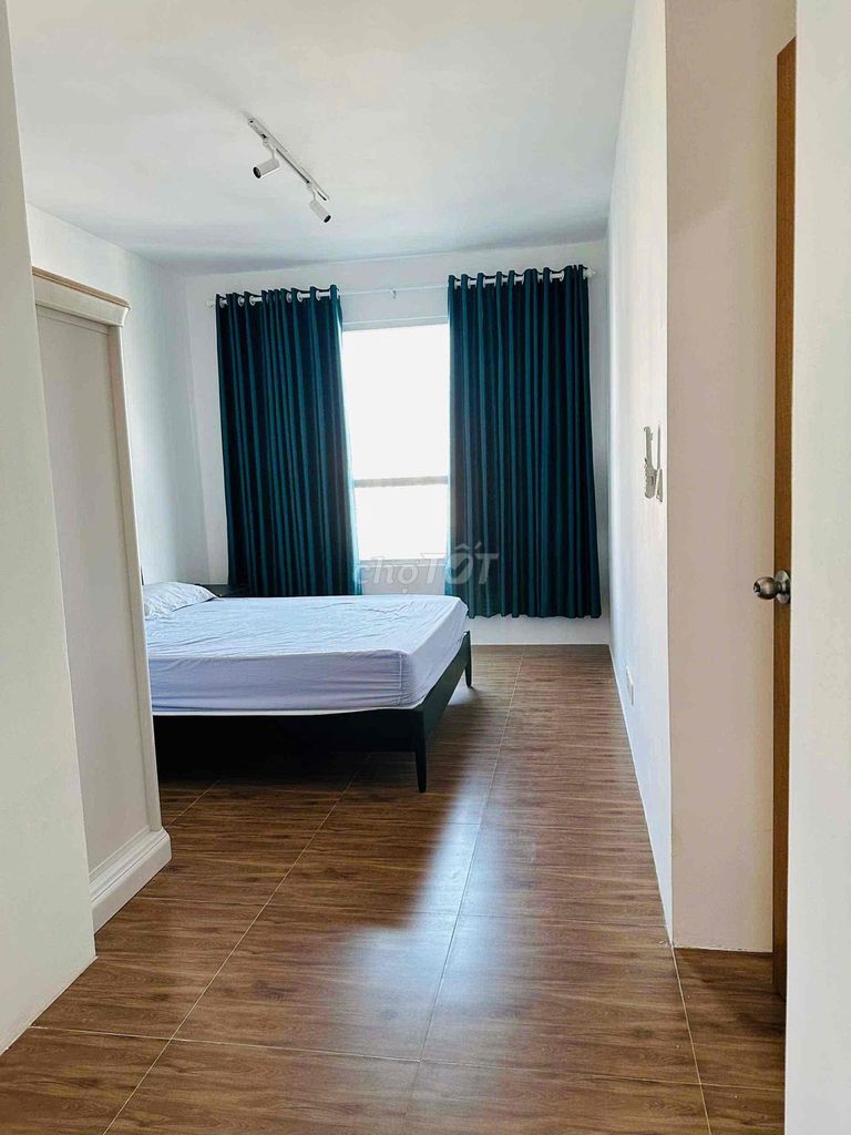 We'll have two bedrooms rented. 85 m. Vista Verde District 2.