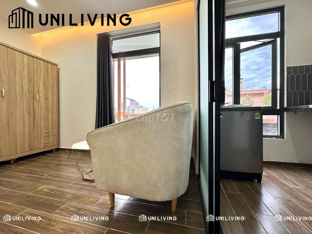 Rent the apartment. A balcony bedroom. College vlu, airport access.