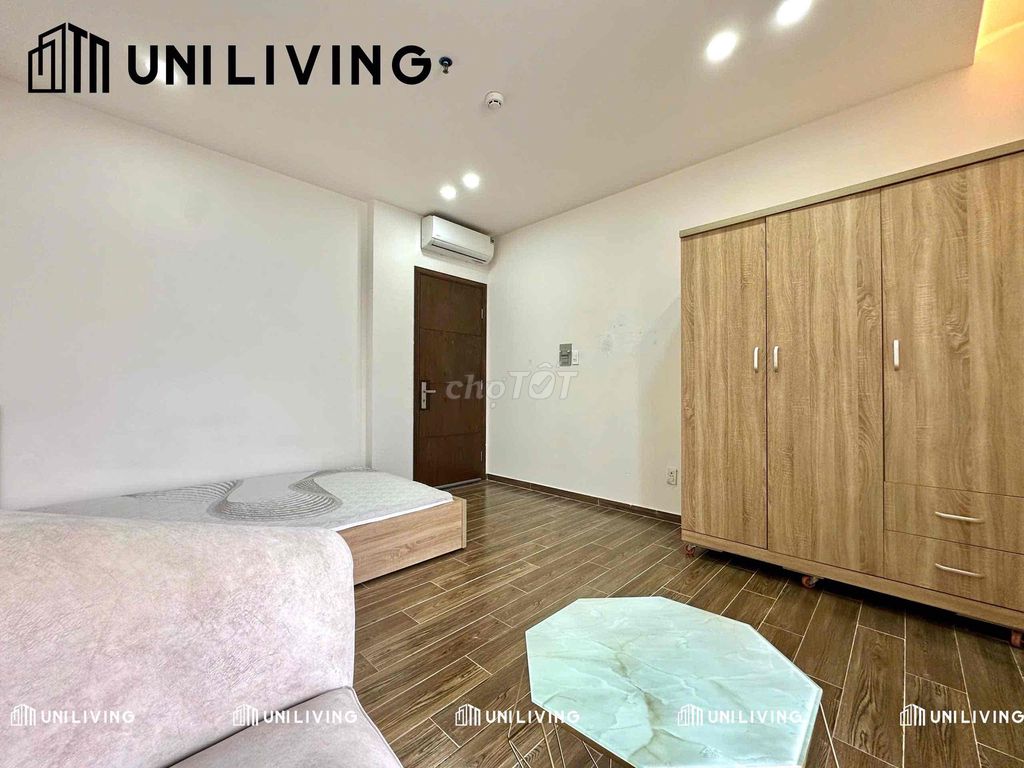 Rent the apartment. A balcony bedroom. College vlu, airport access.