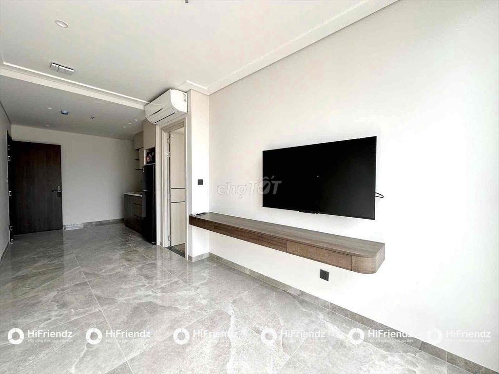 The new super released a Thảo Điền bedroom full of furniture.