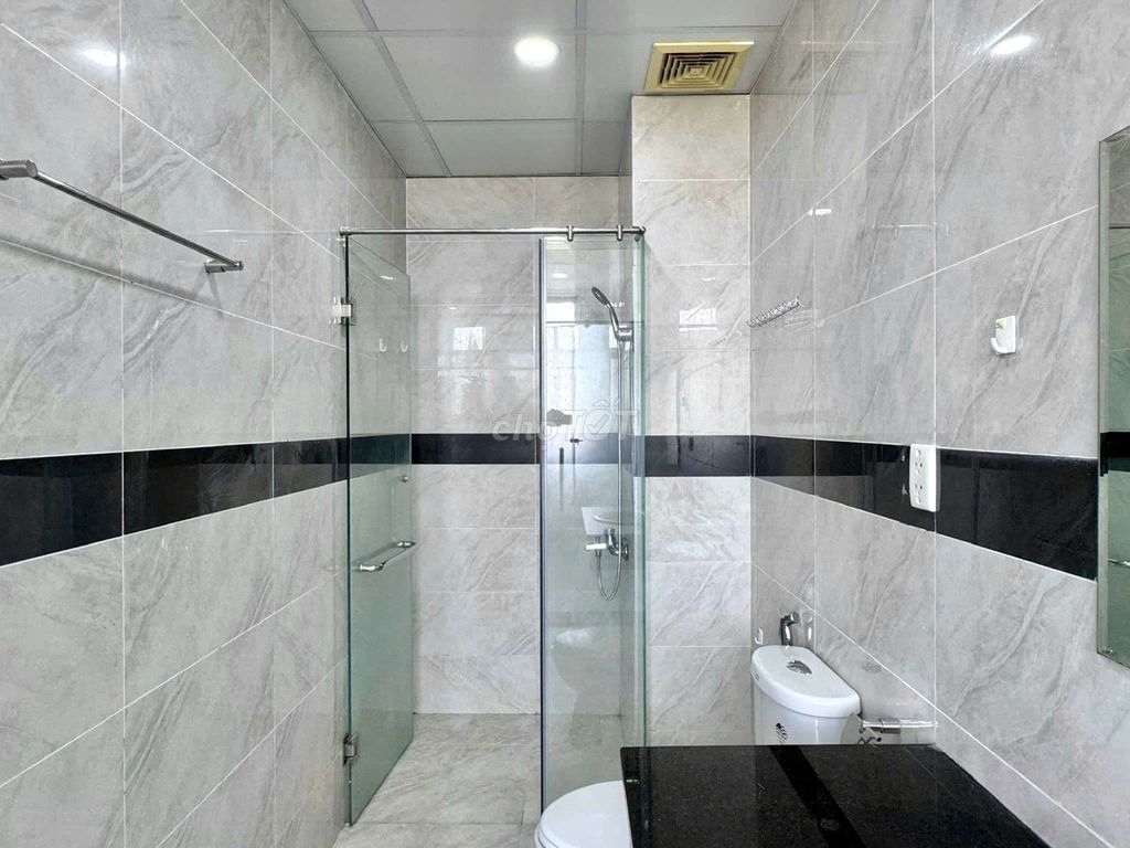 Studio Bancony's apartment rents studios right here in Bình Thạnh, new