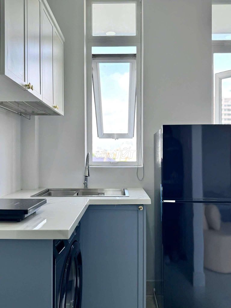 Studio Bancony's apartment rents studios right here in Bình Thạnh, new