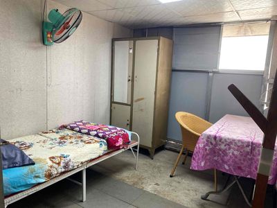 Third floor room, free time, fingerprint door, furniture, Kinh Dương Vương