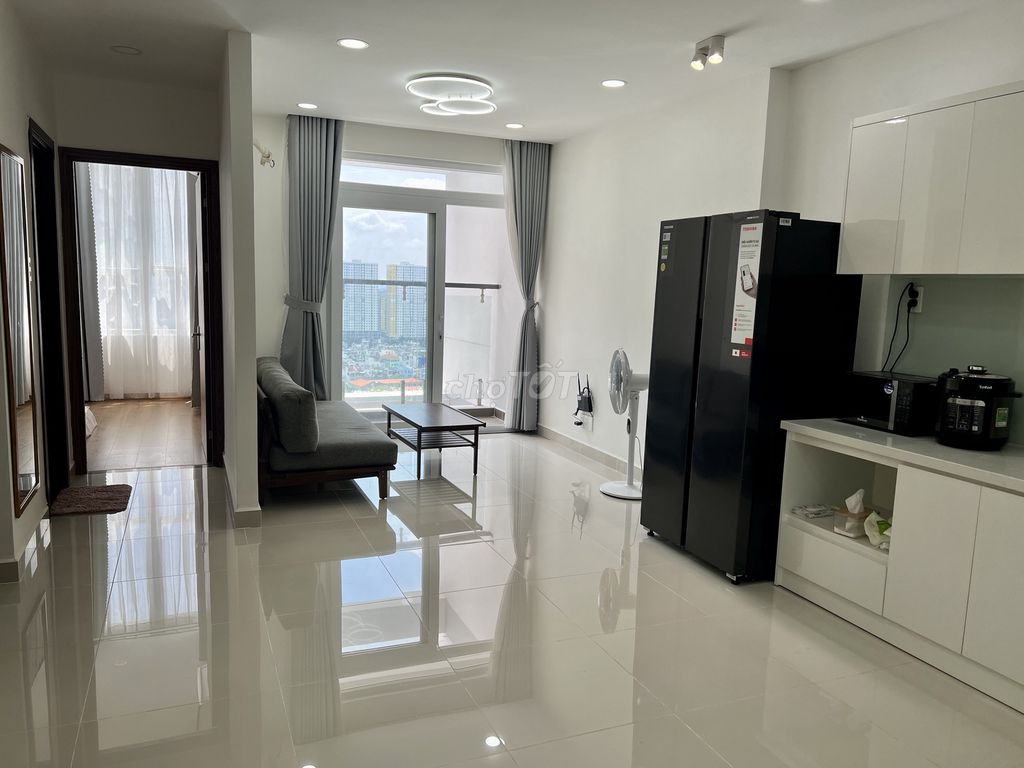 Rent two bedrooms. Two toilets with 10 million air conditioning.